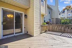 14705 Flower Hill Dr, Centreville, VA 20120 - Photo 6