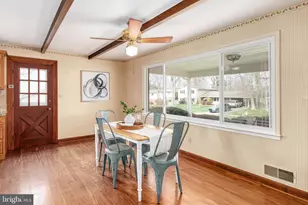 9121 Donna Dean Dr, Springfield, VA 22153 - Photo 14