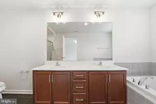 2951 Finsbury Pl, Fairfax, VA 22031 - Photo 24