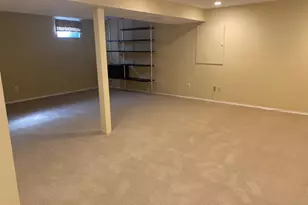 8305 Forestree Ct, Vienna, VA 22182 - Photo 12