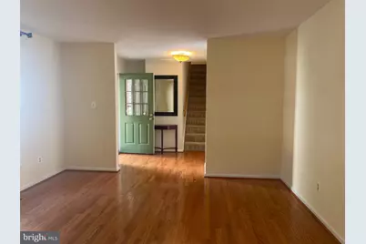 8305 Forestree Court, Vienna, VA 22182 - Photo 10