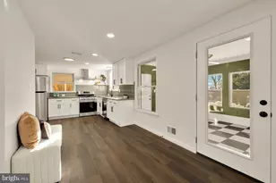 3021 Graham Rd, Falls Church, VA 22042 - Photo 6