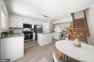 13109 Shadowbrook Ln, Fairfax, VA 22033 - Photo 12