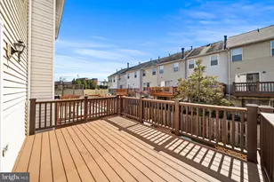 13109 Shadowbrook Ln, Fairfax, VA 22033 - Photo 20
