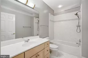 904 Mackall Ave, McLean, VA 22101 - Photo 38