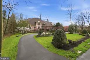 904 Mackall Ave, McLean, VA 22101 - Photo 2