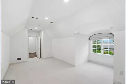 904 Mackall Avenue, McLean, VA 22101 - Photo 34