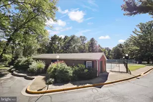 5460 Truxion Ct, Burke, VA 22015 - Photo 44