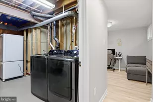 5460 Truxion Ct, Burke, VA 22015 - Photo 26