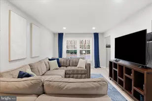 5460 Truxion Ct, Burke, VA 22015 - Photo 6