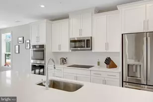 1694 Bandit Loop, Reston, VA 20190 - Photo 8