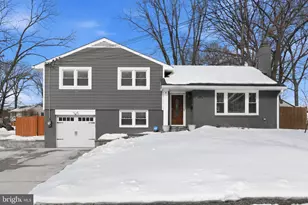 6728 Hopewell Ave, Springfield, VA 22151 - Photo 2