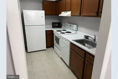 9505 Hagel Circle #01/B, Lorton, VA 22079 - Photo 2