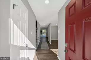 6639 Green Ash Dr, Springfield, VA 22152 - Photo 2