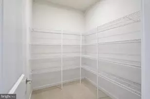 2135 Glacier Rd, Herndon, VA 20170 - Photo 6