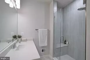 2135 Glacier Rd, Herndon, VA 20170 - Photo 14