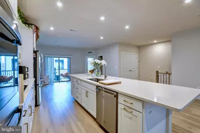 2135 Glacier Road #90, Herndon, VA 20170 - Photo 4