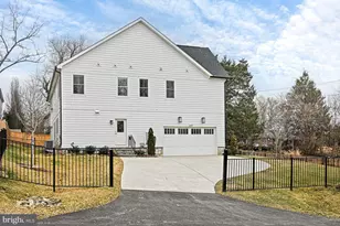 6447 Tucker Ave, McLean, VA 22101 - Photo 40