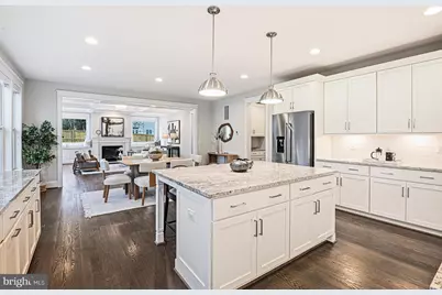 6447 Tucker Avenue, McLean, VA 22101 - Photo 8