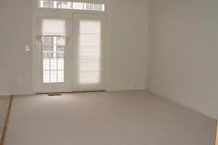 8360 Millom Ct, Lorton, VA 22079 - Photo 4