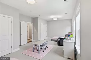 6203 Champion Oak Ct Ct, Falls Church, VA 22044 - Photo 32