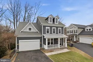 6203 Champion Oak Ct Ct, Falls Church, VA 22044 - Photo 6