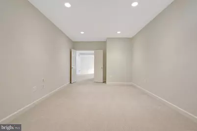 1295 Gatesmeadow Way, Reston, VA 20194 - Photo 54