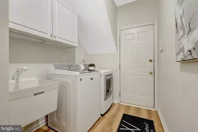 1295 Gatesmeadow Way, Reston, VA 20194 - Photo 30