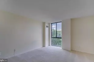 2311 Pimmit Dr, Falls Church, VA 22043 - Photo 16