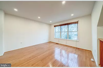 2350 Branleigh Park Court, Reston, VA 20191 - Photo 18