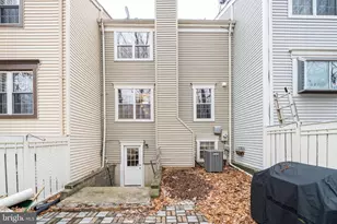 2350 Branleigh Park Ct, Reston, VA 20191 - Photo 36