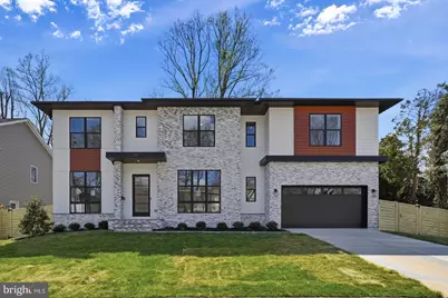 1203 Cottage Street SW, Vienna, VA 22180 - Photo 1