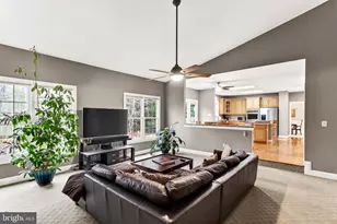 9629 Nuthatch Dr, Fairfax Station, VA 22039 - Photo 24