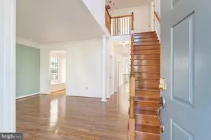 7708 Stone Wheat Ct, Alexandria, VA 22315 - Photo 2