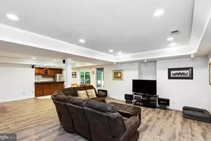 10418 Willow Crest Ct, Vienna, VA 22182 - Photo 20