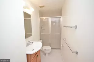 7011 Vantage Dr, Alexandria, VA 22306 - Photo 18