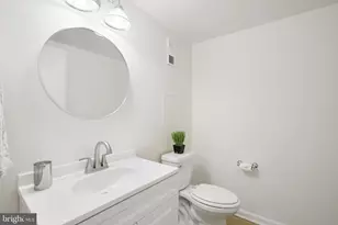 3713 S George Mason Dr, Falls Church, VA 22041 - Photo 32
