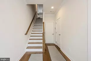 4653 Charger Pl, Chantilly, VA 20151 - Photo 6