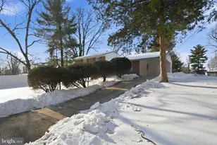6427 Pima St, Alexandria, VA 22312 - Photo 2
