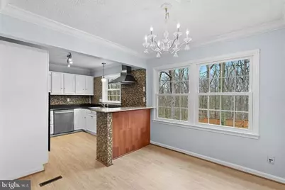 14895 Lambeth Square, Centreville, VA 20120 - Photo 8