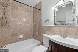 14895 Lambeth Square, Centreville, VA 20120 - Photo 20