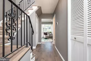 8601 Cromwell Dr, Springfield, VA 22151 - Photo 16