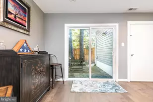 8601 Cromwell Dr, Springfield, VA 22151 - Photo 14