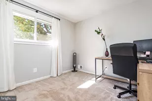 8601 Cromwell Dr, Springfield, VA 22151 - Photo 18