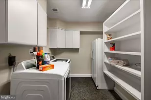 7953 Bolling Dr, Alexandria, VA 22308 - Photo 26