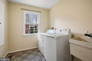 6604 Tina Ln, McLean, VA 22101 - Photo 14