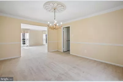 6604 Tina Lane, McLean, VA 22101 - Photo 8