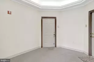 7709 Haynes Point Way, Alexandria, VA 22315 - Photo 4