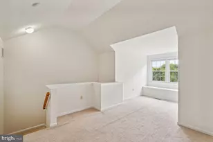 7817 Gum Springs Village Dr, Alexandria, VA 22306 - Photo 18