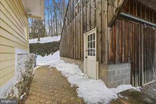 12717 Chestnut St, Clifton, VA 20124 - Photo 32